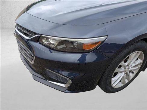 Used 2016 Chevrolet Malibu LT FWD image 9