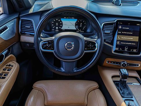 Used 2018 Volvo XC90 T6 Inscription w/ Convenience Package AWD/4WD image 16