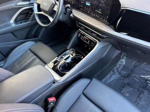 Used 2025 Audi Q5 Premium Plus w/ Premium Plus AWD/4WD image 13