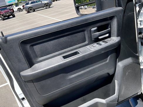 New 2026 RAM 3500 Tradesman AWD/4WD image 27