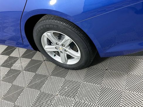 Used 2023 Chevrolet Malibu LS image 37