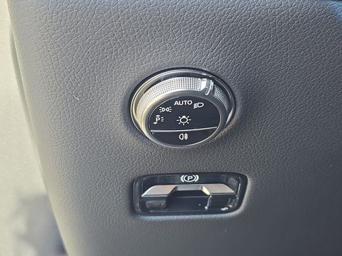 New 2026 Mercedes-Benz GLC 43 AMG 4MATIC Coupe image 26