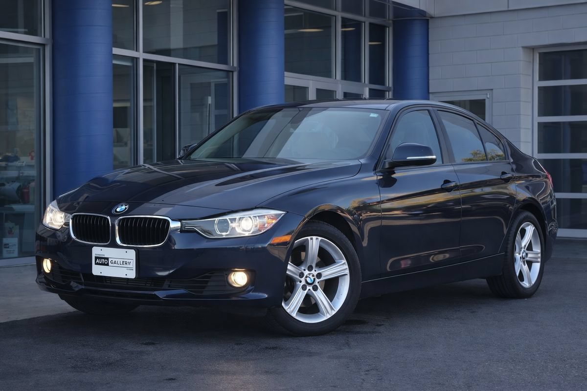 Used 2015 BMW 328i xDrive Sedan AWD/4WD image 1