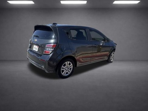 Used 2020 Chevrolet Sonic LT FWD image 17