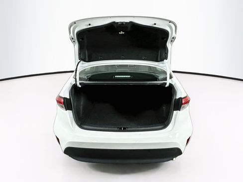 Used 2025 Toyota Corolla LE FWD image 26