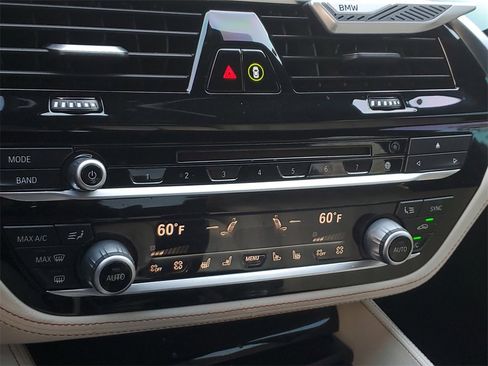 Used 2018 BMW M5 w/ Executive Package image 32