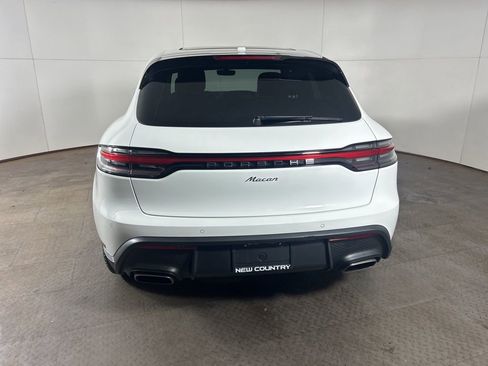 Certified 2025 Porsche Macan image 6
