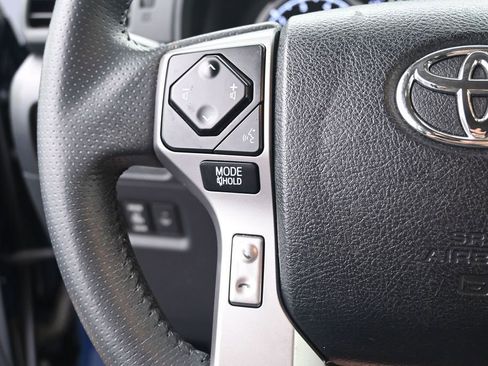 Used 2022 Toyota 4Runner TRD Sport w/ Technology Package AWD/4WD image 29