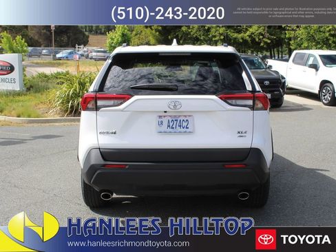 Used 2025 Toyota RAV4 XLE image 8