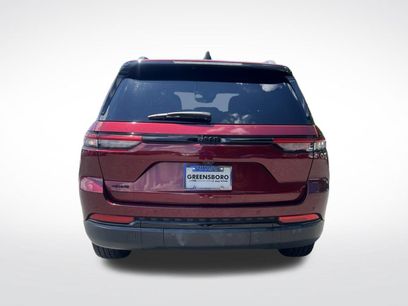 Used 2024 Jeep Grand Cherokee Altitude