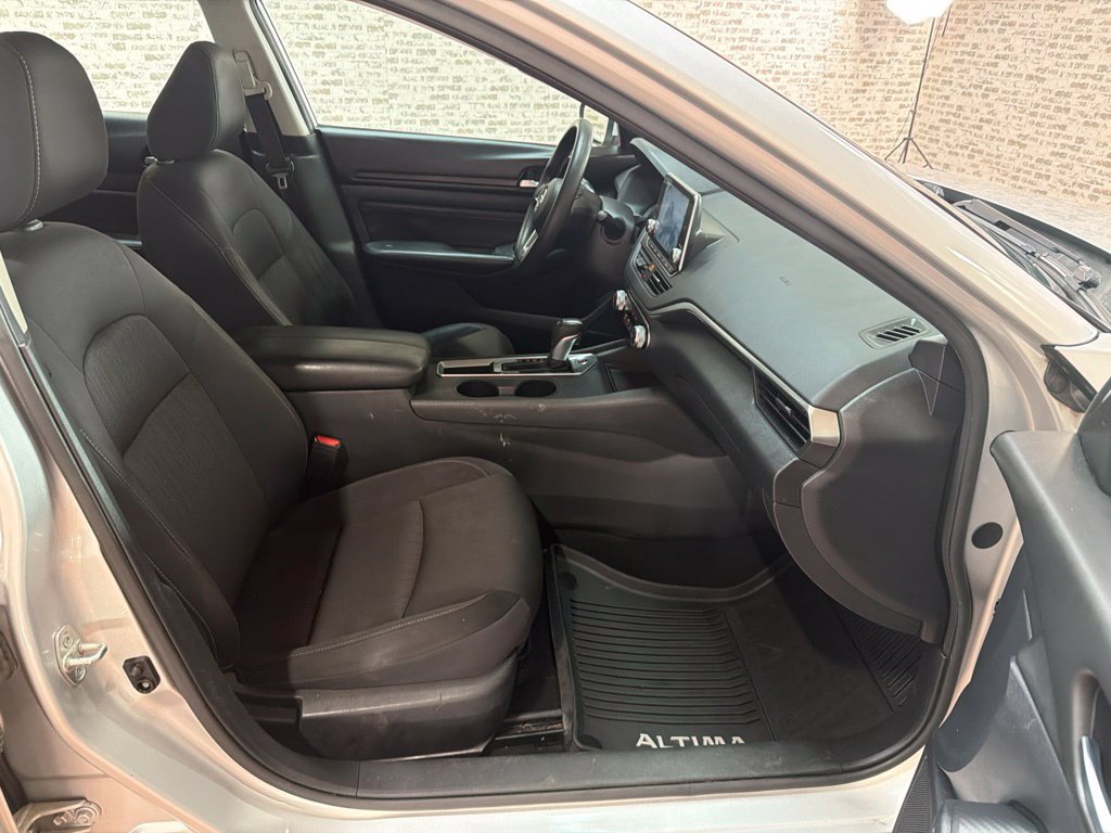 Used 2020 Nissan Altima 2.5 S FWD image 9