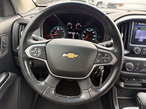 Used 2022 Chevrolet Colorado LT w/ LT Convenience Package RWD image 18
