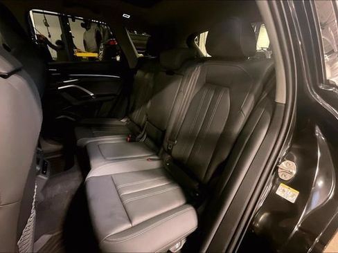Used 2025 Audi Q5 Prestige AWD/4WD image 26