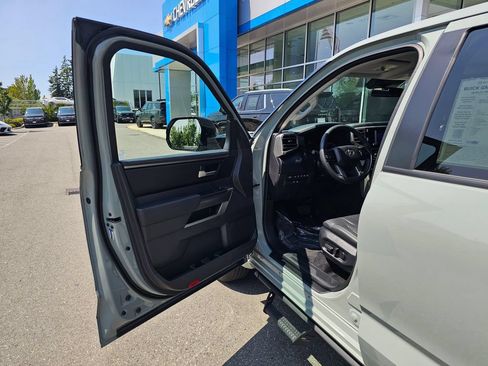 Used 2024 Toyota Tundra SR5 w/ SR5 Premium Package AWD/4WD image 18