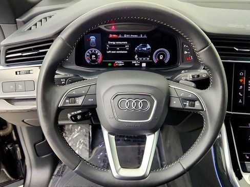 Used 2019 Audi Q8 Premium Plus w/ Premium Plus AWD/4WD image 14