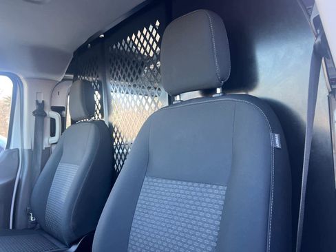 Used 2024 Ford Transit 250 Low Roof w/ Exterior Upgrade Package image 13