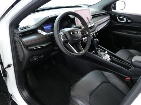 Used 2023 Jeep Compass Trailhawk image 21