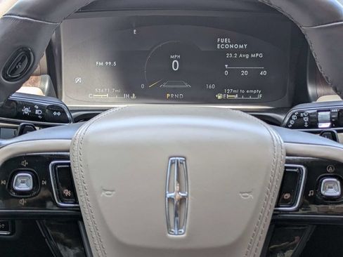 Used 2023 Lincoln Aviator Reserve w/ Equipment Group 201A RWD image 29