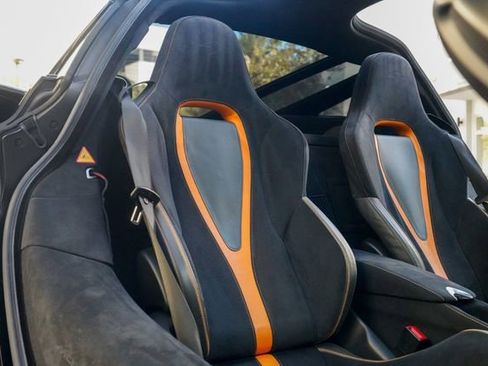 Used 2018 McLaren 720S Performance image 73