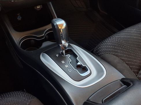 Used 2018 Dodge Journey SE w/ Blacktop Package image 11