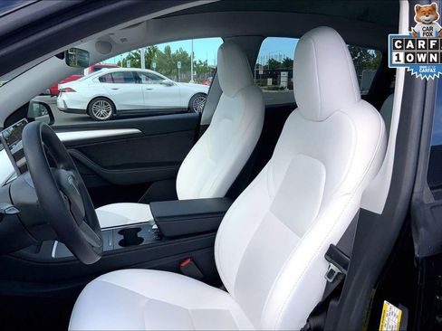 Used 2023 Tesla Model Y Performance image 23