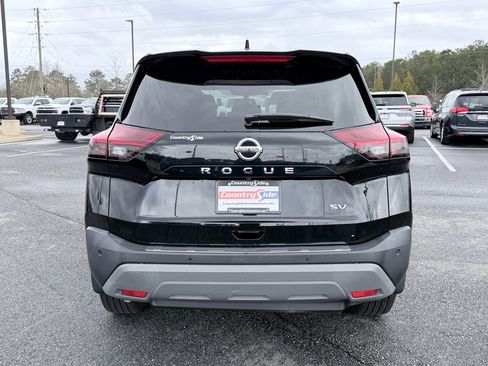 Used 2021 Nissan Rogue SV image 8