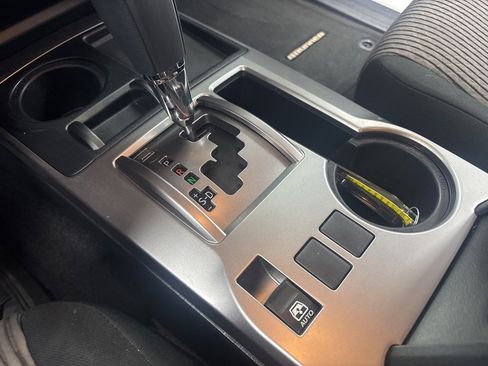 Used 2022 Toyota 4Runner SR5 image 24