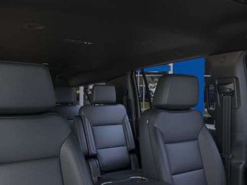 New 2026 Chevrolet Suburban LT AWD/4WD image 24