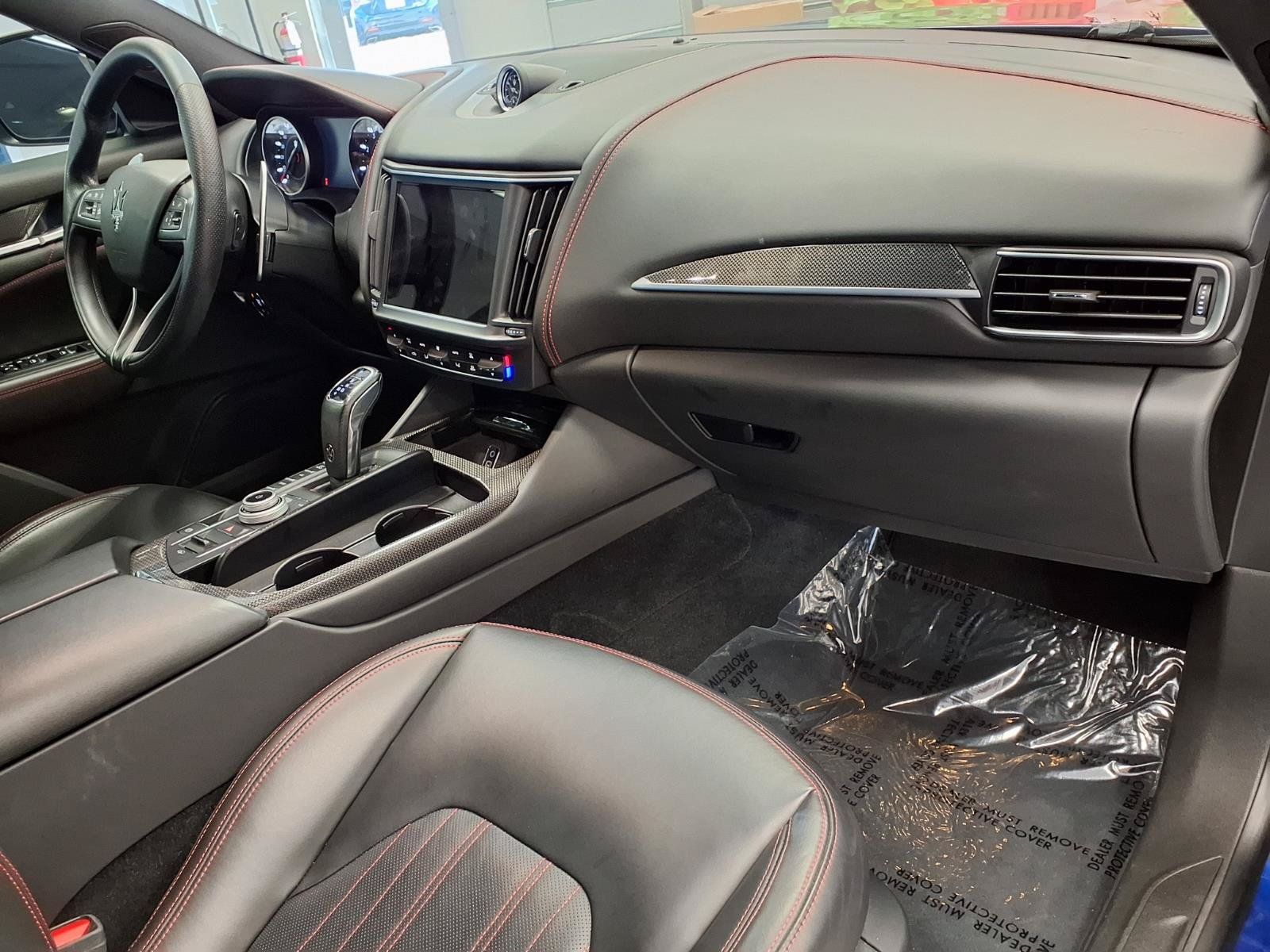 Used 2023 Maserati Levante GT AWD/4WD image 9