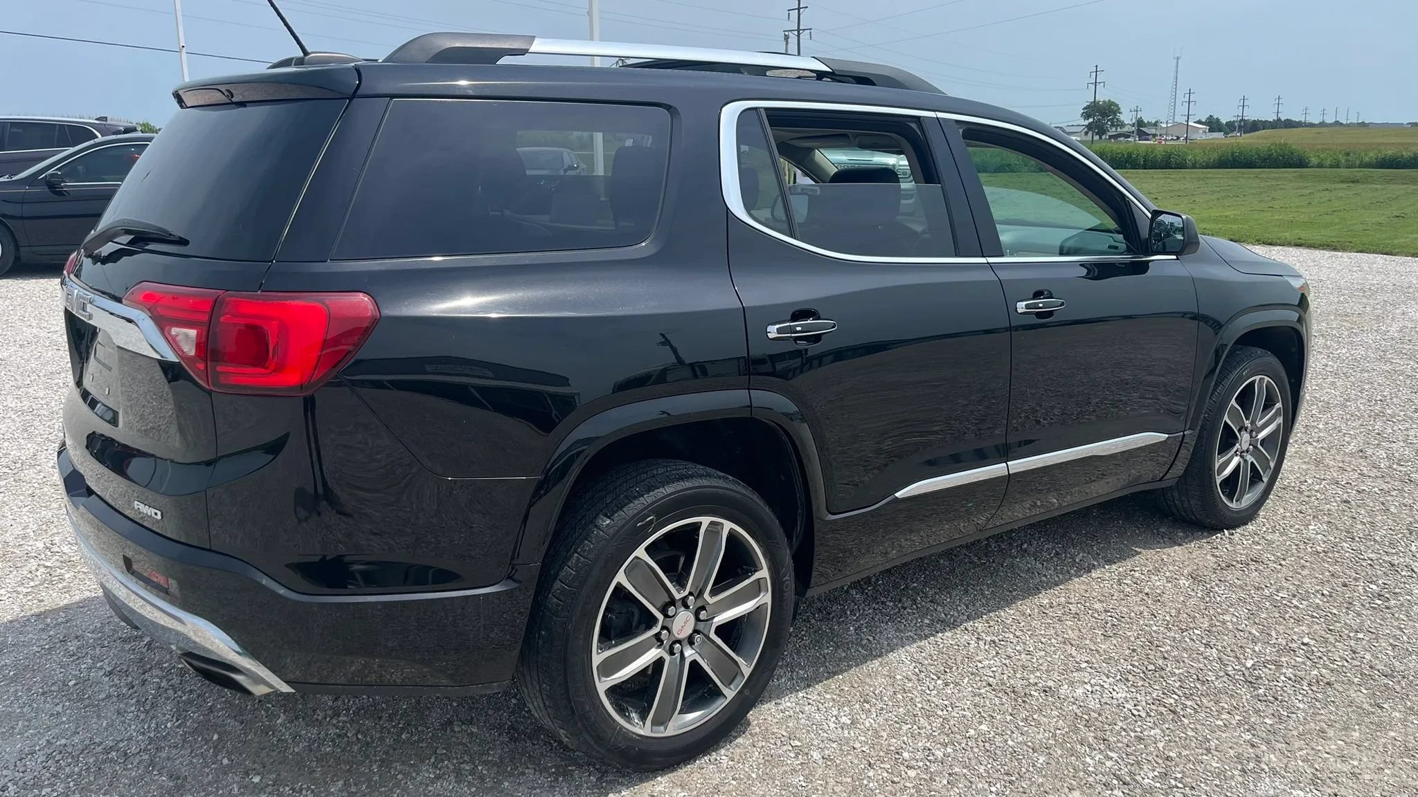 Used 2019 GMC Acadia Denali w/ LPO, Floor Liner Package AWD/4WD image 3