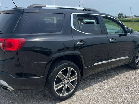 Used 2019 GMC Acadia Denali w/ LPO, Floor Liner Package AWD/4WD image 3
