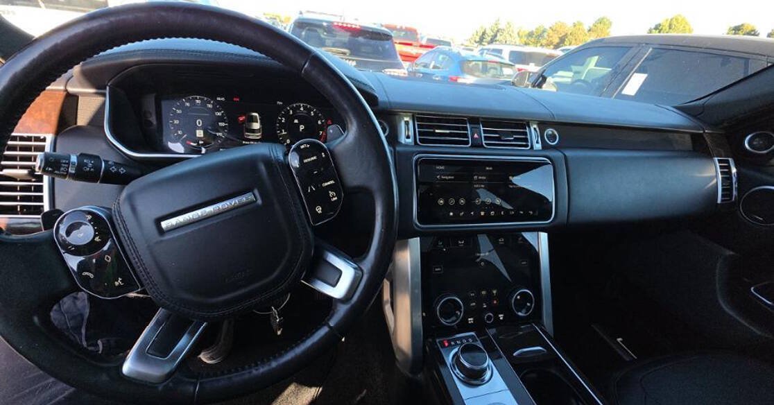 Used 2018 Land Rover Range Rover Supercharged AWD/4WD image 10