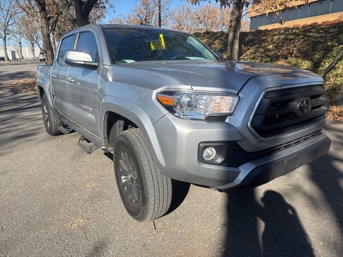 Used 2023 Toyota Tacoma SR5 w/ Technology Package image 3