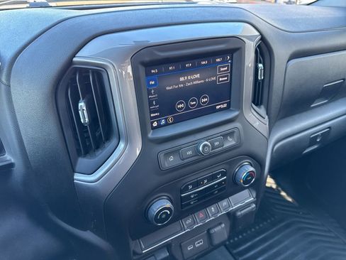 Used 2023 Chevrolet Silverado 2500 Custom w/ Custom Convenience Package AWD/4WD image 10