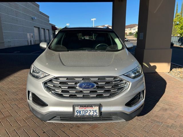 Used 2019 Ford Edge Titanium FWD image 9