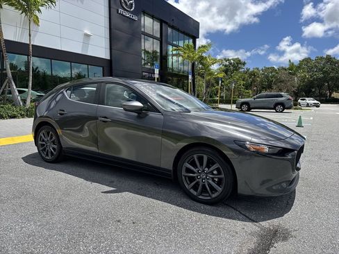 Used 2024 MAZDA MAZDA3 s FWD image 6