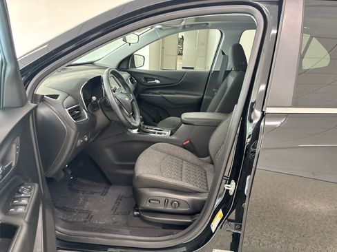 Used 2023 Chevrolet Equinox LT image 14