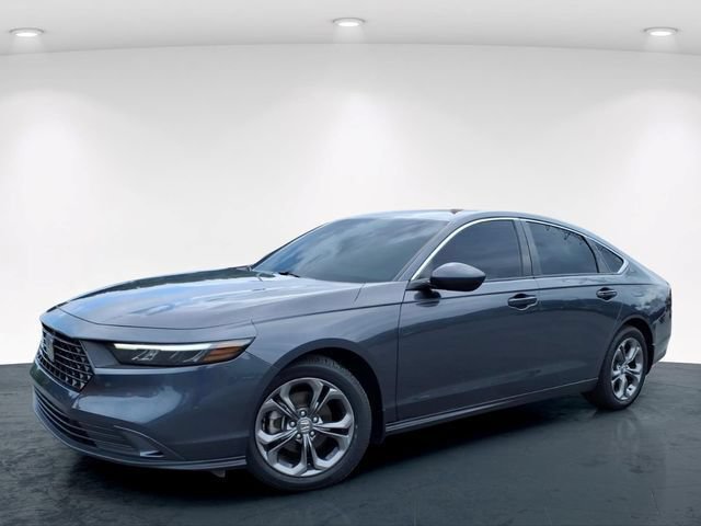 Used 2023 Honda Accord EX image 2