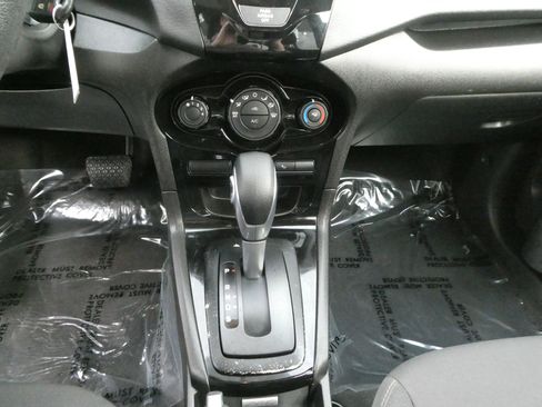 Used 2019 Ford Fiesta SE w/ Equipment Group 201A image 20