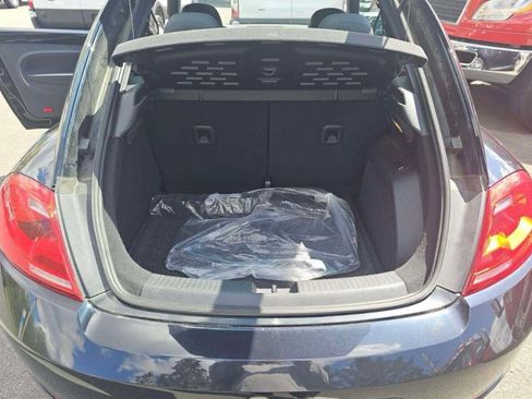 Used 2013 Volkswagen Beetle 2.5 Fender FWD image 6