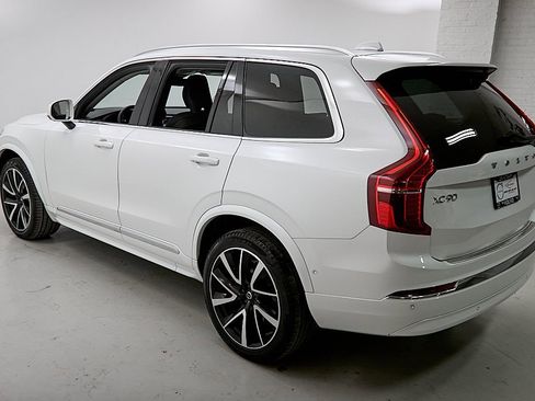 Certified 2023 Volvo XC90 B5 Plus w/ Protection Package Premier image 7