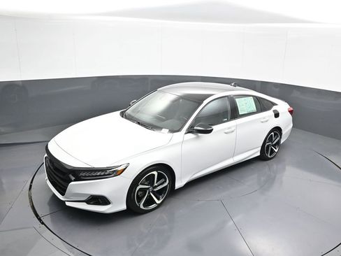 Certified 2022 Honda Accord Sport image 33