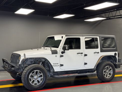 Used 2015 Jeep Wrangler Unlimited Sport image 3