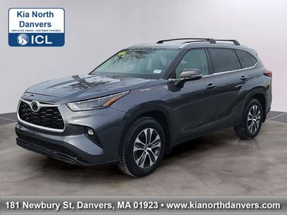Used 2022 Toyota Highlander XLE