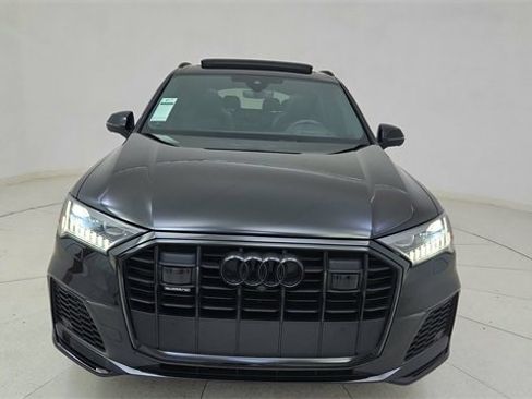 Used 2024 Audi Q7 3.0T Prestige w/ Prestige Package image 13