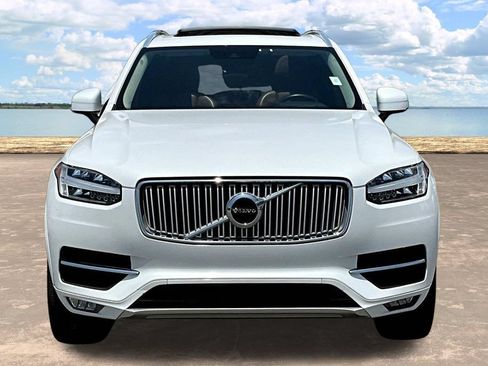 Used 2019 Volvo XC90 T6 Inscription w/ Protection Package AWD/4WD image 2