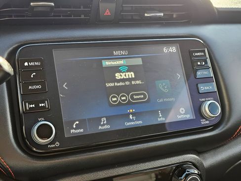 Used 2022 Nissan Kicks SR FWD image 19