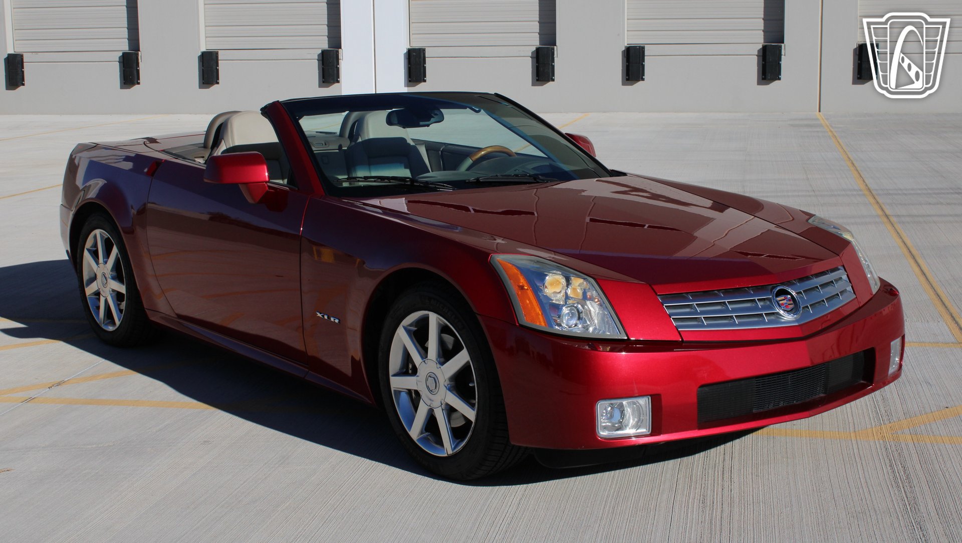 Used 2004 Cadillac XLR RWD image 4