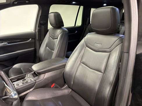 Used 2023 Cadillac XT6 Premium Luxury FWD image 27