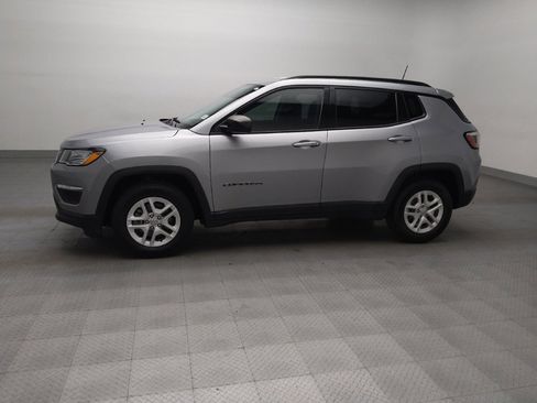 Used 2018 Jeep Compass Sport w/ Tech Group image 2